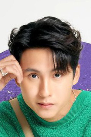 Pawat Akkradetsakul portrait