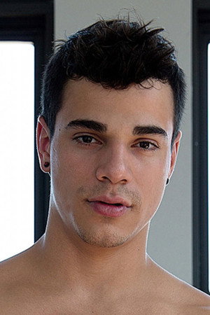 Levi Karter portrait