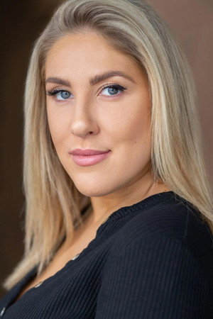 Natalie Paris portrait