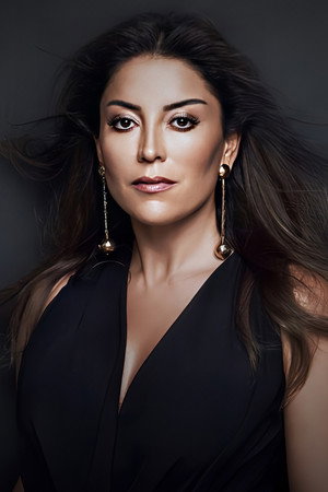 Aşkın Nur Yengi portrait