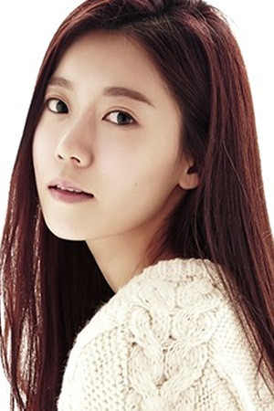 Cheon Min-hui portrait