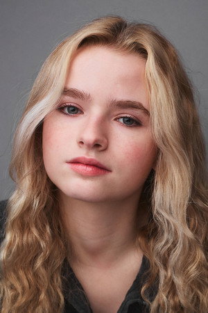 Maren Heary portrait