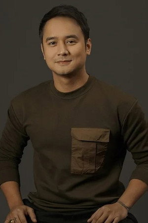 JM de Guzman portrait