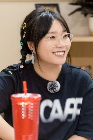 Li Xueqin portrait