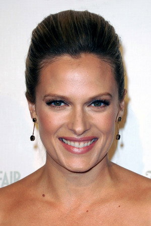 Vinessa Shaw portrait