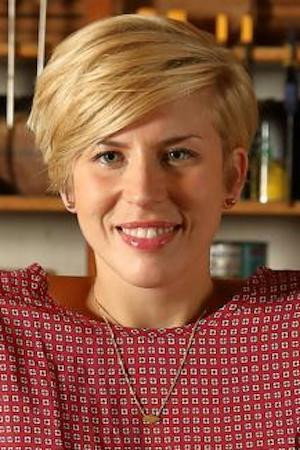 Erin Napier portrait