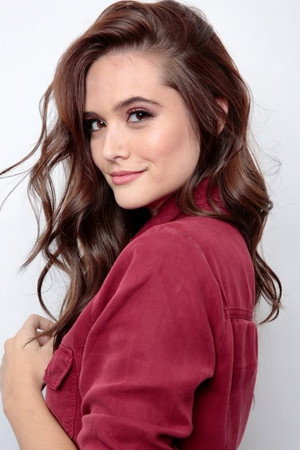Juliana Paiva portrait