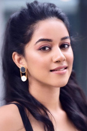 Mirnalini Ravi portrait