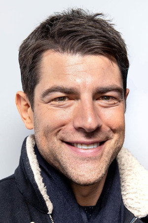 Max Greenfield portrait