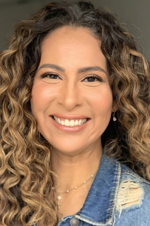 Michele Muniz portrait