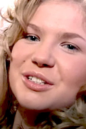 Sara Joy portrait