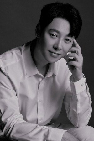 Kim Dong-wook portrait