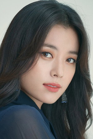 Han Hyo-joo portrait