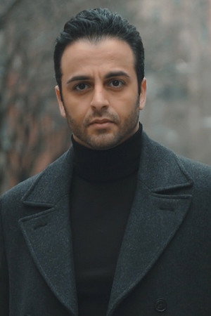 Raha Etemadi portrait