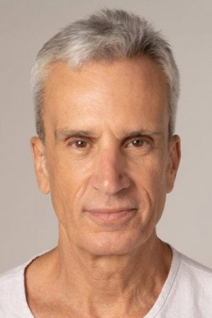 Avri Gilad portrait