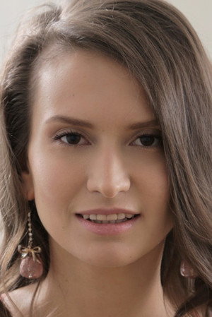 Alicia Mone portrait