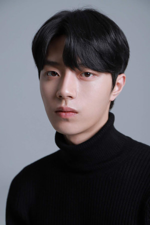 Kang Joon-kyu portrait