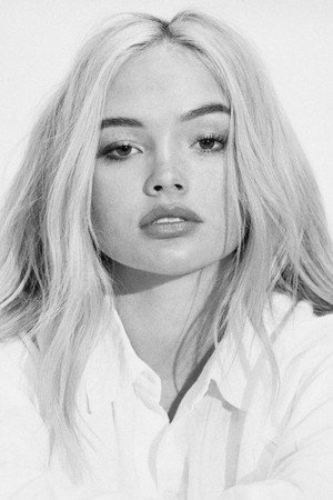Natalie Alyn Lind portrait