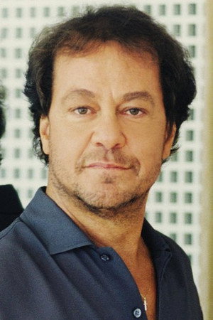 Giannis Parios portrait