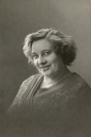 Elna From portrait