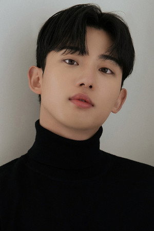 Park Seong-hyeon portrait