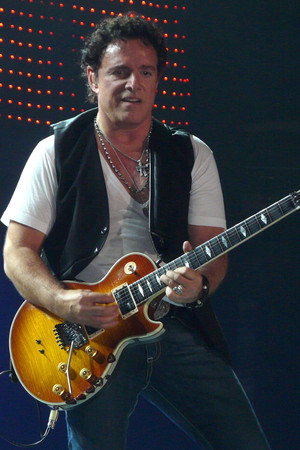Neal Schon portrait