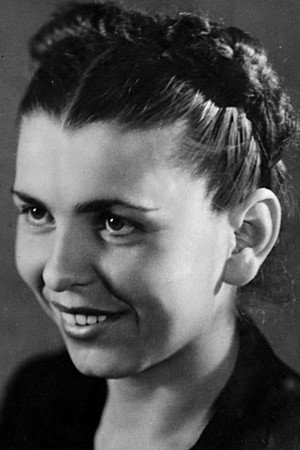 Violeta Manushi portrait