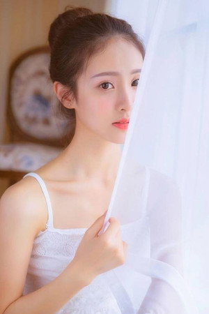 Lai Yumeng portrait