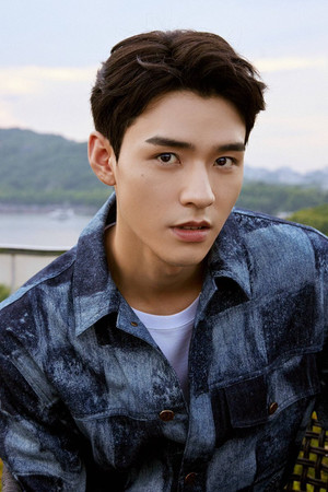 Gong Jun portrait