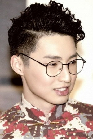 Huang Li Ge portrait