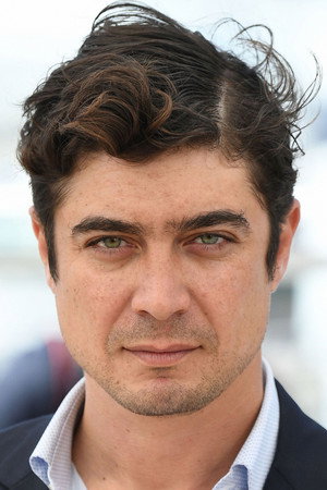 Riccardo Scamarcio portrait