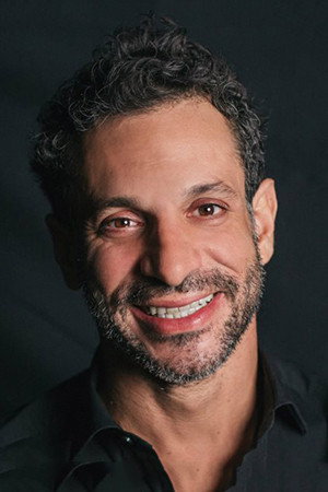 George Hraniotis portrait