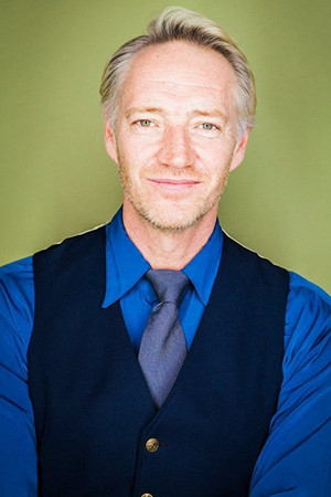 Phillip MacKenzie portrait