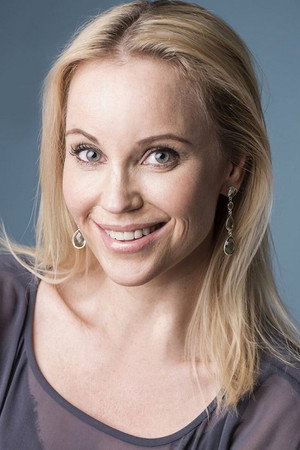 Sofia Helin portrait