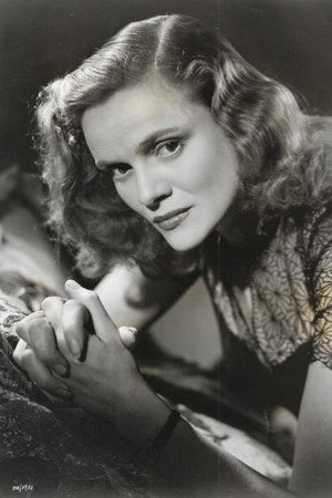 Nova Pilbeam portrait