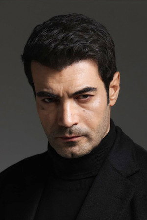 Murat Ünalmış portrait