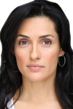 Mirelly Taylor portrait