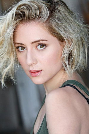 Lizze Broadway portrait