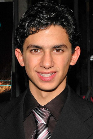 Jonathan Ahdout portrait