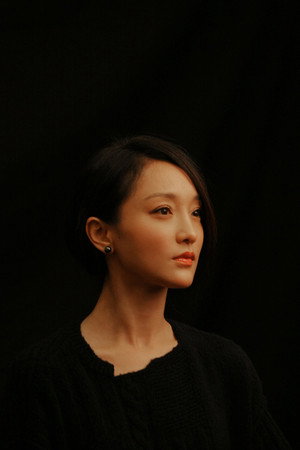 Zhou Xun portrait