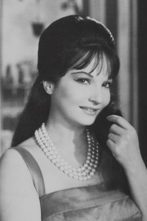 Shadia portrait