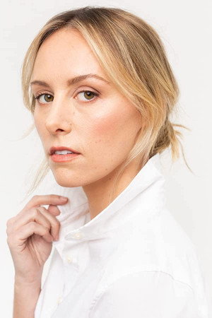 Laura Kennon portrait