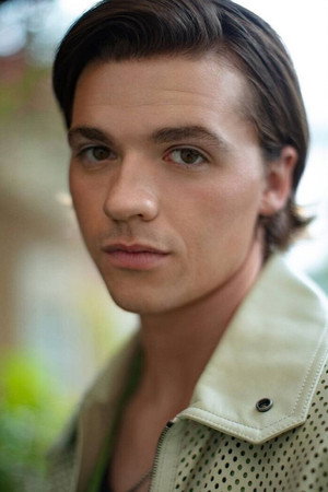 Joel Courtney portrait