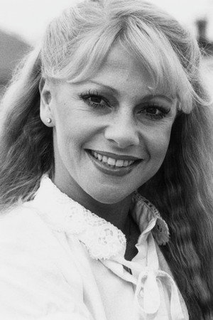 Stephanie Lawrence portrait