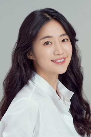 Lee Song-yi portrait