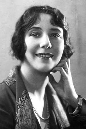 Lynn Fontanne portrait