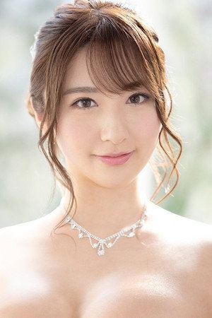 Mina Kitano portrait