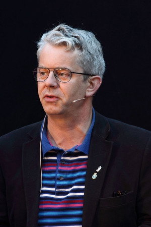 Knut Nærum portrait