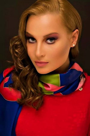 Maria Una portrait