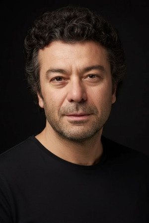 Uğur Çavuşoğlu portrait